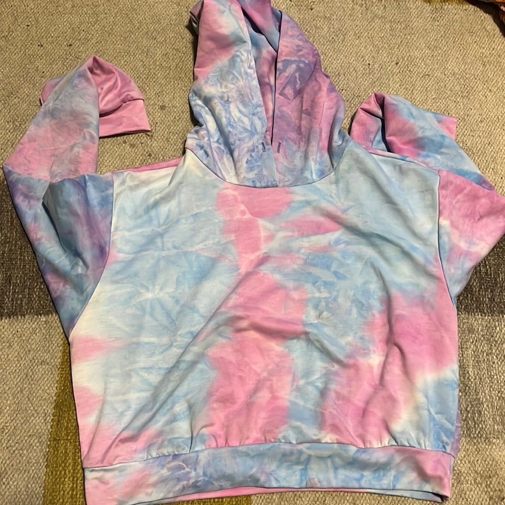 “Cotton candy” cropped hoodie